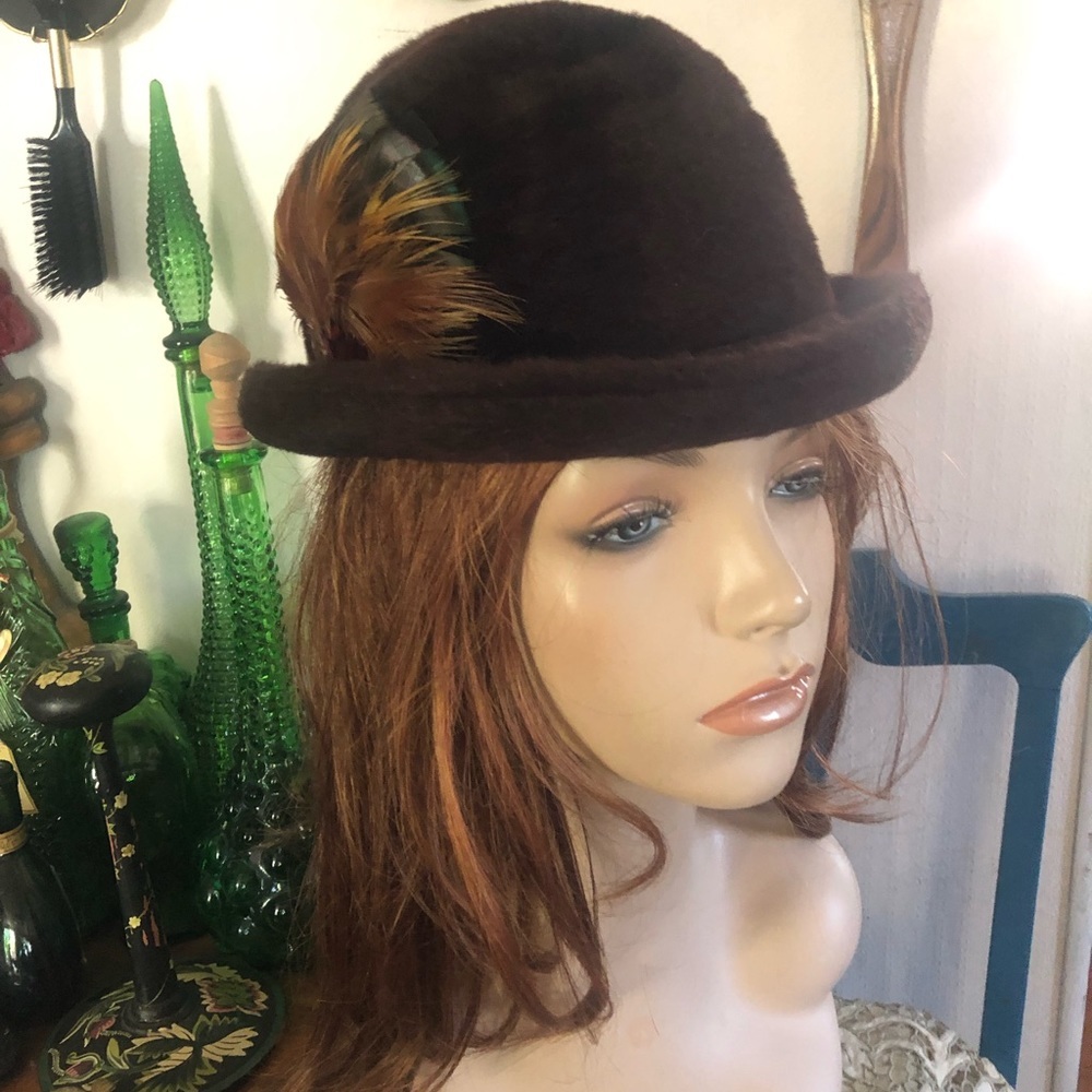 Vintage Brown Hat with Feather - Picture 6 of 16